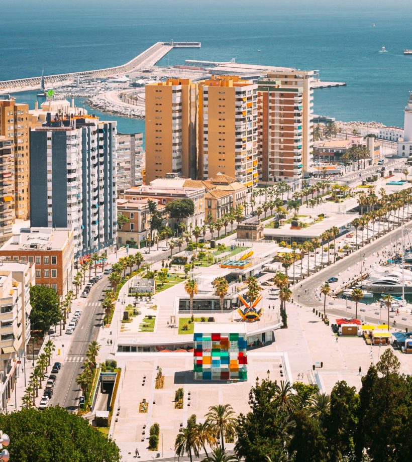 Edificio moderno en Teatinos Málaga – Giro Inmobiliaria